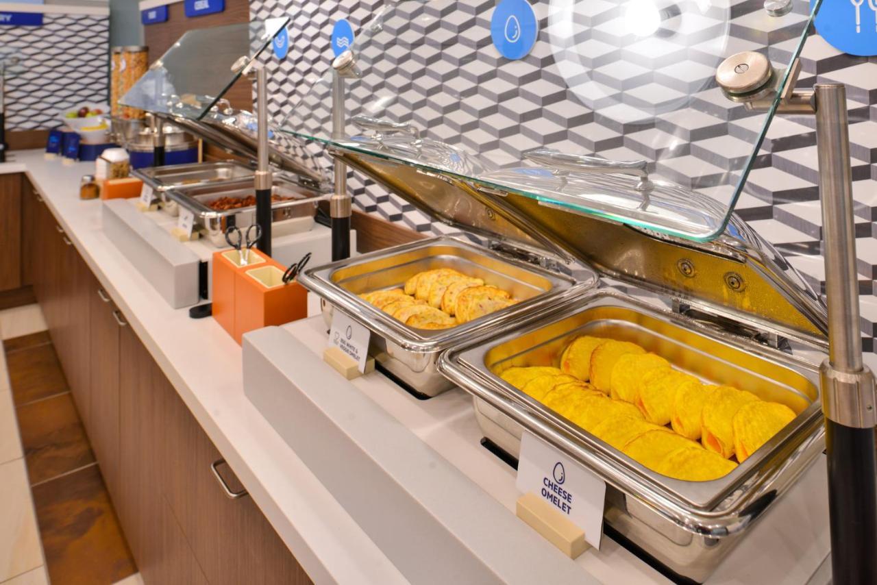 Holiday Inn Express - Starke By Ihg Exteriör bild